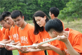 廣州拓展訓(xùn)練喚醒沉睡意識